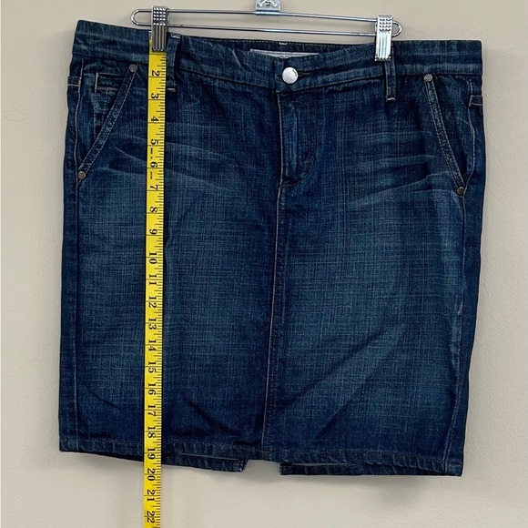 Joe’s Jeans Denim Skirt with Pockets - Picture 4 of 8